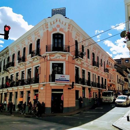 Hostal Latitud Ecuem Кито Экстерьер фото