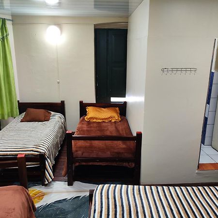 Hostal Latitud Ecuem Кито Экстерьер фото